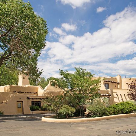 Sagebrush Inn & Suites Taos Buitenkant foto