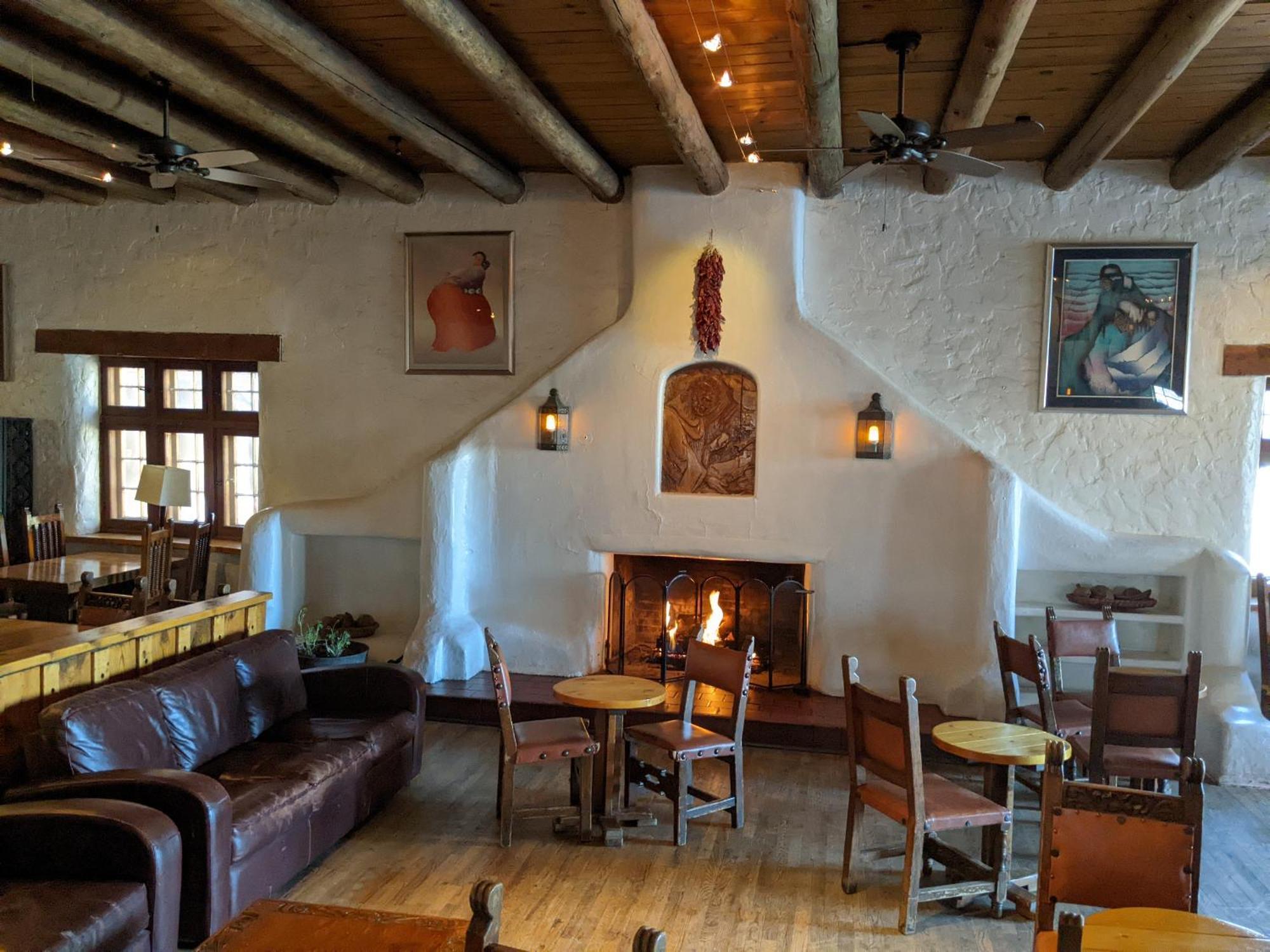 Sagebrush Inn & Suites Taos Buitenkant foto
